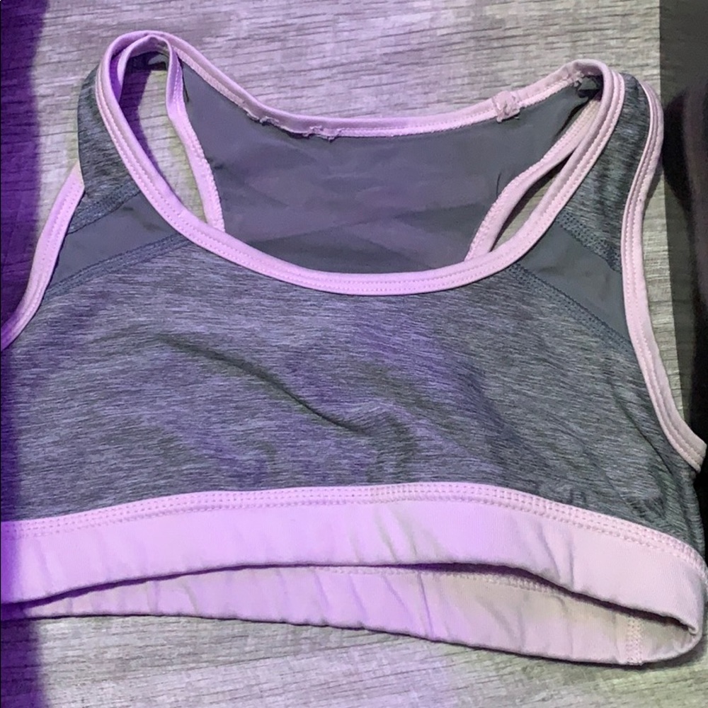 Sports bra